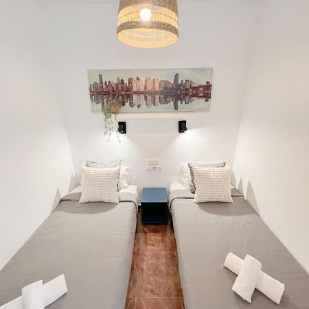 Cozy & Bright Flat Torremolinos Centre Apartment Bagian luar foto