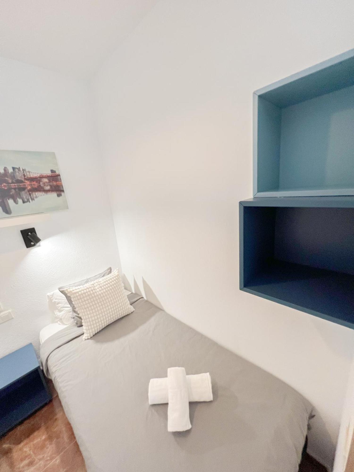 Cozy & Bright Flat Torremolinos Centre Apartment Bagian luar foto